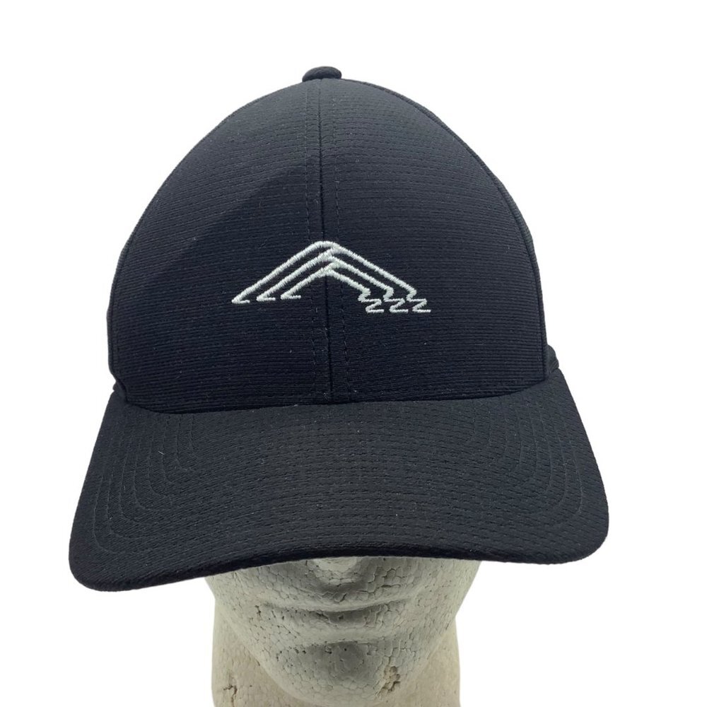 LevelWear FlexFit Logo Baseball Hat Cap Adult Large XL Black‎ Gray